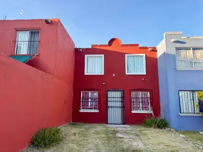 RENTA DE CASA EN LA VISTA II