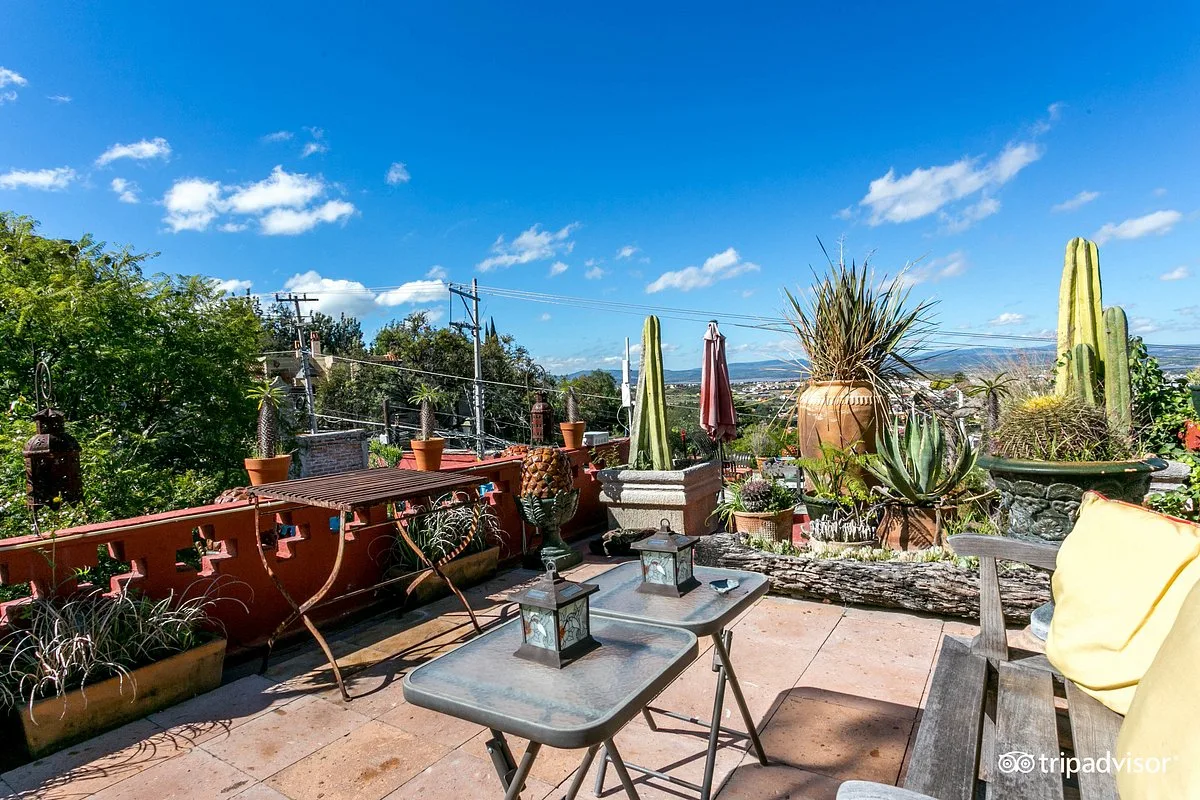 VENTA DE CASA CINCO PATIOS