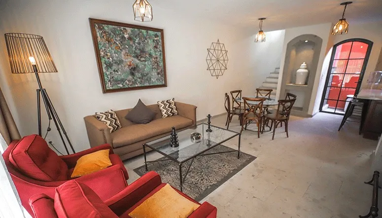 VENTA VILLA 8 VILLAS HATSO