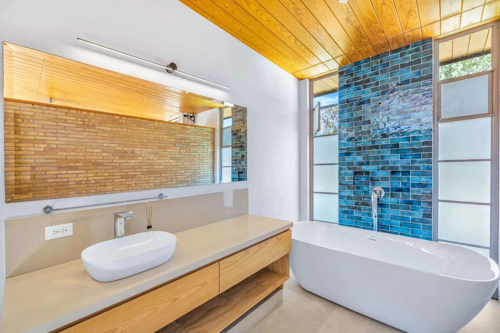 VENTA CASA LUXURY EN EL CAMPO LA CIENEGUITA