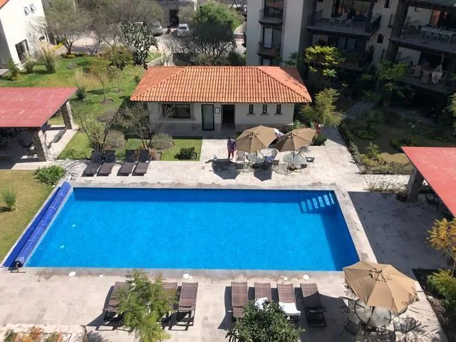 RENTA DEPARTAMENTO PB JARDIN PRIVADO LA ESCONDIDA